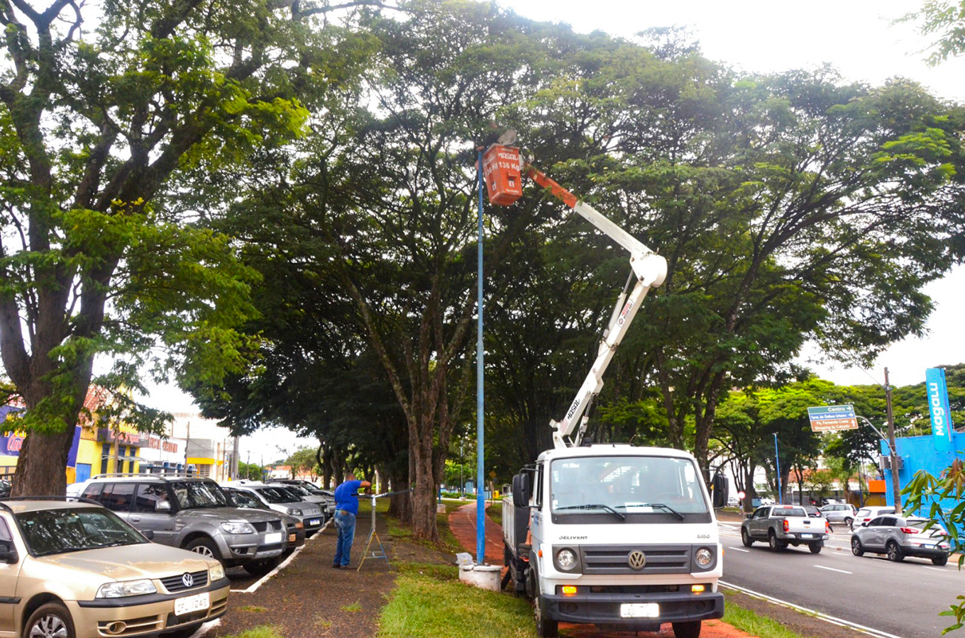 Iluminacao av. Santos Dumont original