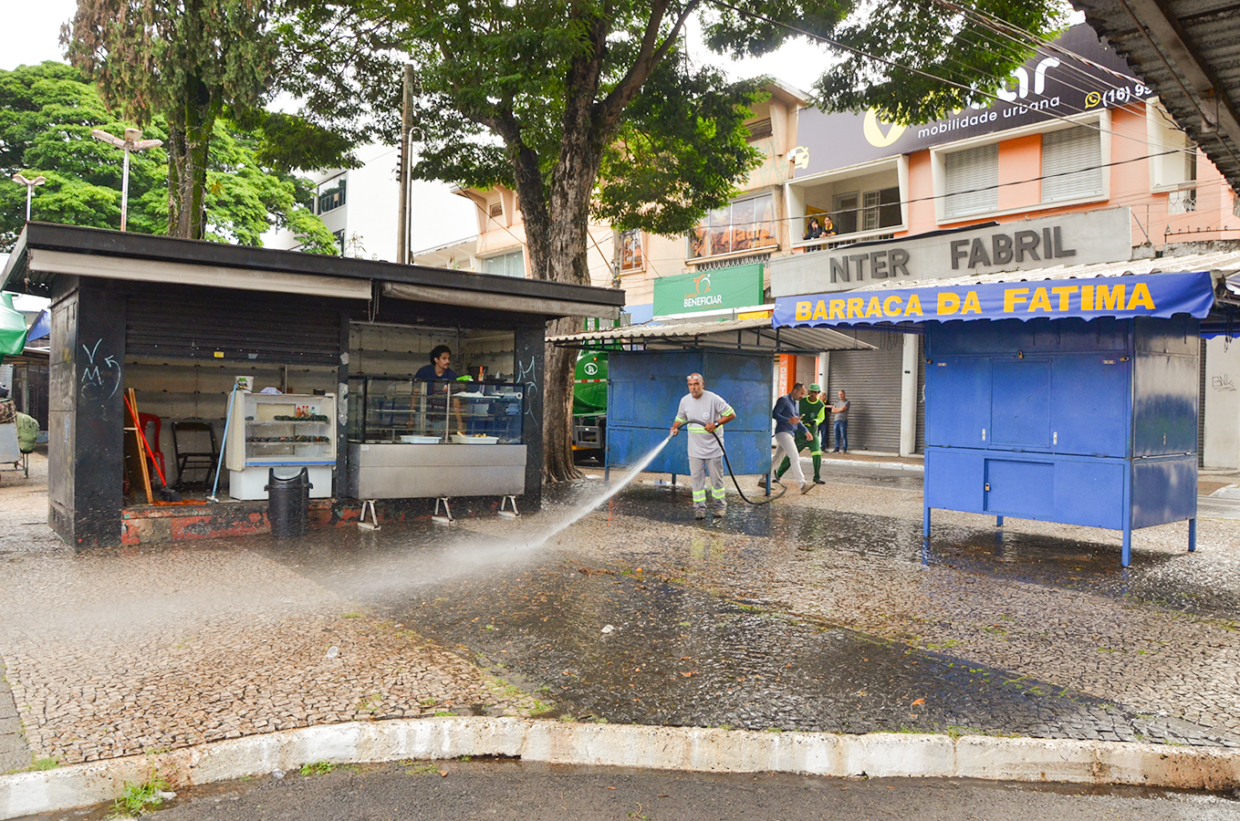 limpeza Praca 9 de Julho original